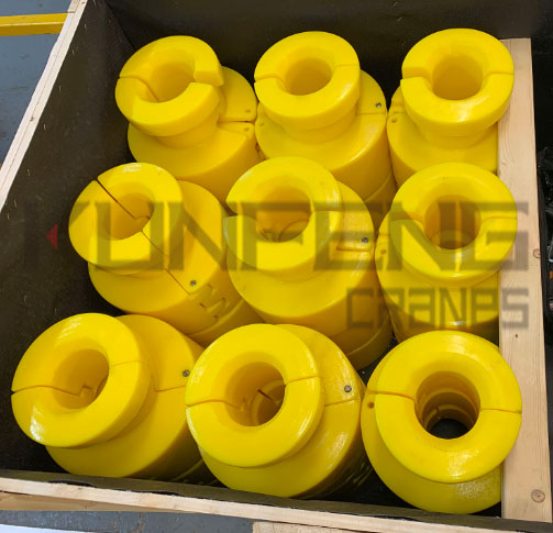Polyurethane bending restrictor for submarine cables with both corrosion resistance and mechanical properties