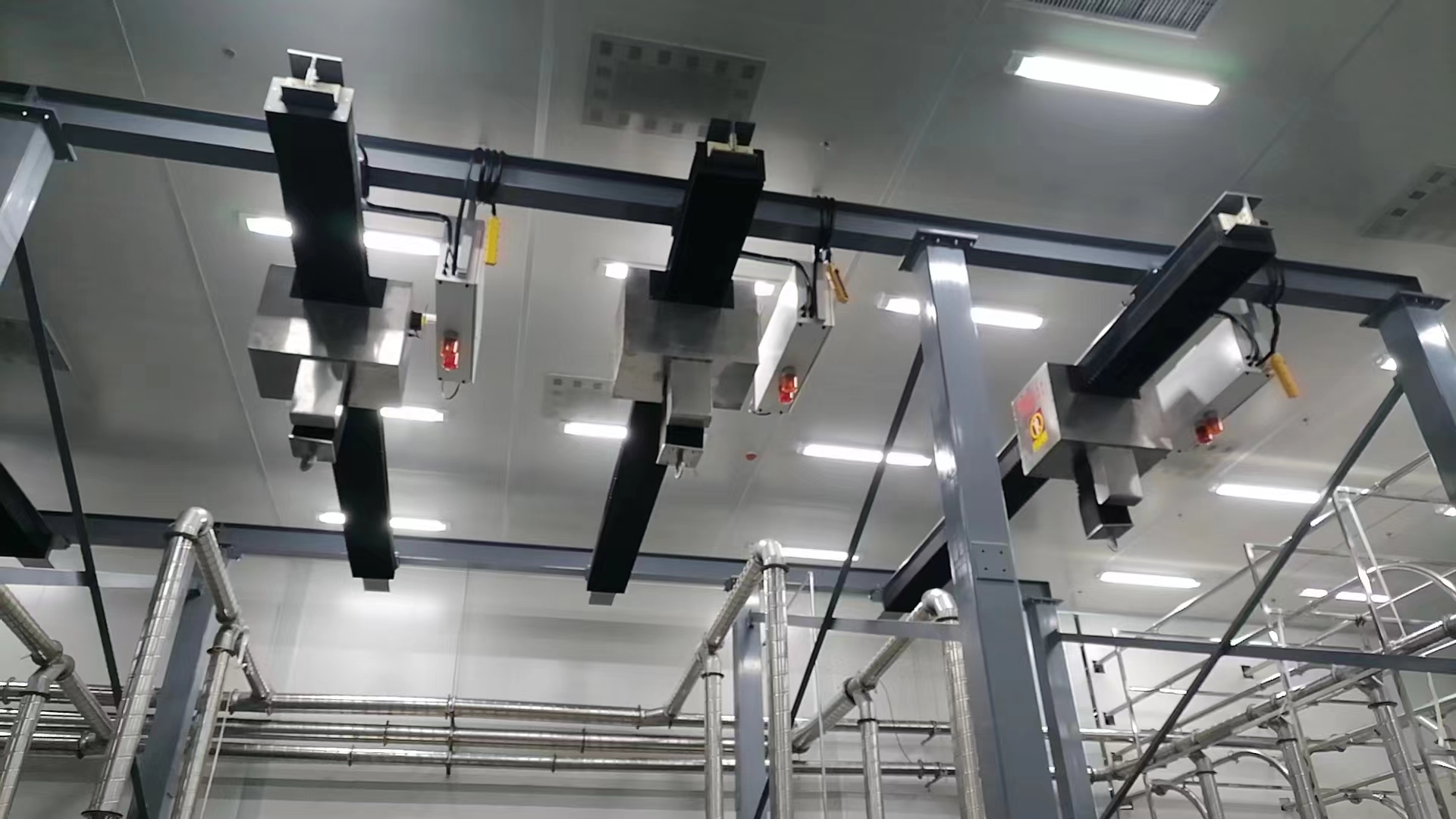 How Does Cleanroom Overhead Crane Applied in Electronic Industry