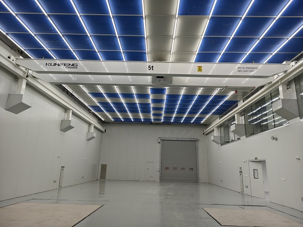 Clean Room Crane Clean Room Crane