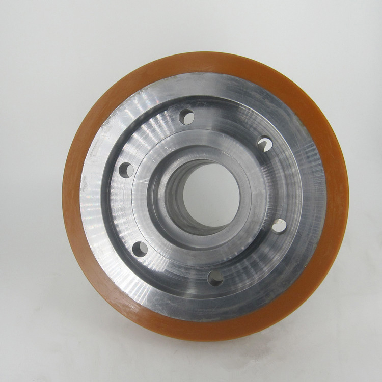 Available in heavy duty polyurethane wheels and Vulkollan® wheels